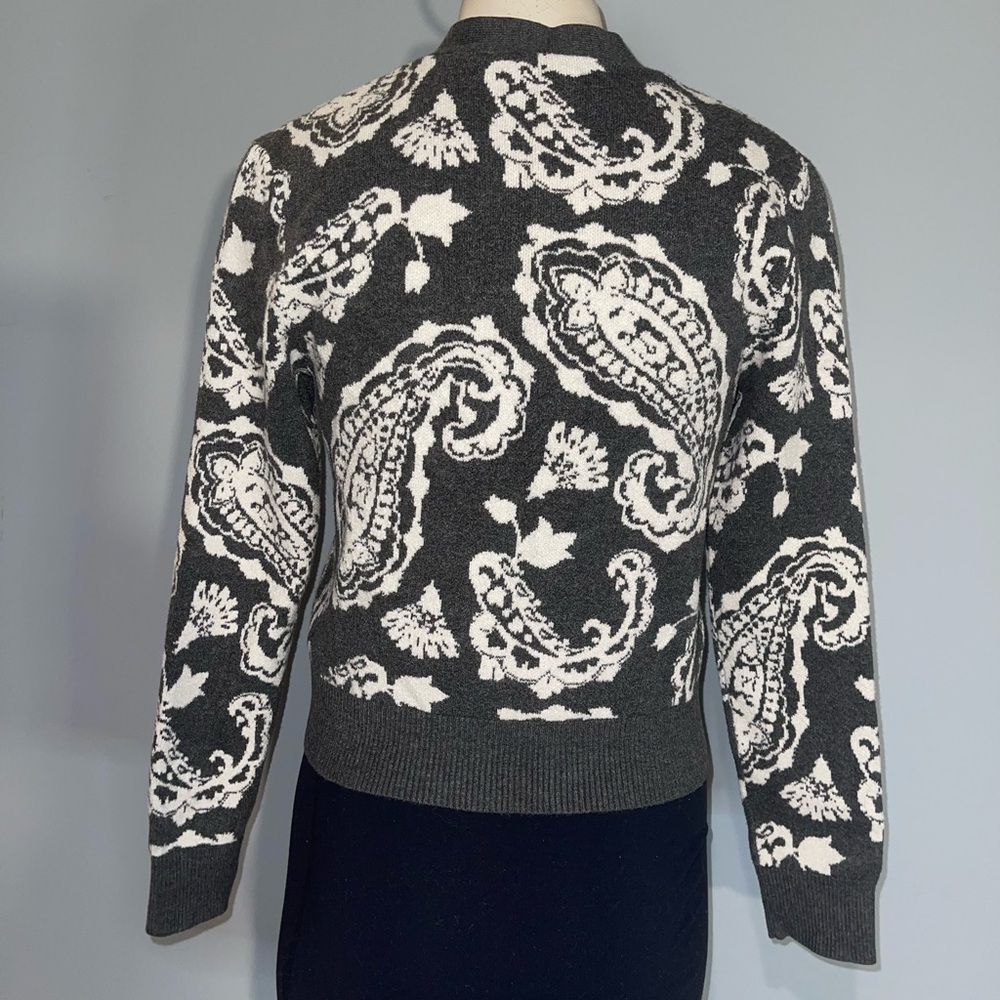Ophelia Roe grey white paisley long sleeve v-neck cardigan sweater womans S - Picture 4 of 9